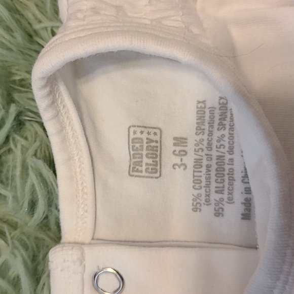 Faded Glory Butterfly Twin Onesies - Picture 3 of 3